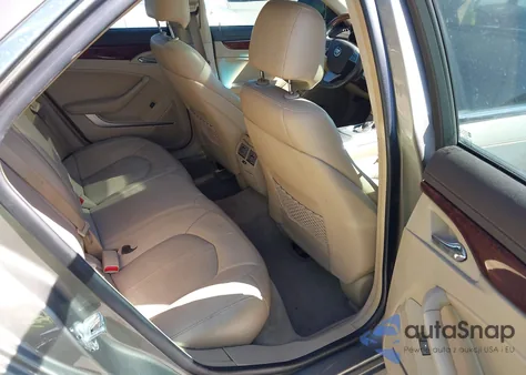 2010 Cadillac Cts Luxury z USA, uszkodzony, nr VIN 1G6DF5EG9A0149434